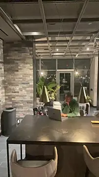 tia   fox online show from November 2025 08:01:02 AM