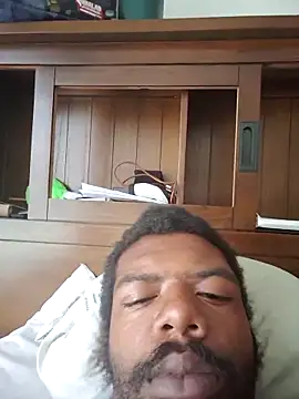 Snapshot of MrBigDickShow chatting on October 2025 02:28:02 PM MrBigDickShow online show from October 2025 02:28:02 PM