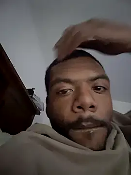 Snapshot of MrBigDickShow chatting on December 2025 05:52:02 PM MrBigDickShow online show from December 2025 05:52:02 PM