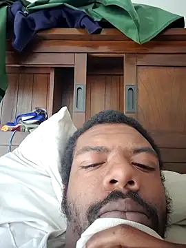 Snapshot of MrBigDickShow chatting on March 2026 04:10:02 PM MrBigDickShow online show from March 2026 04:10:02 PM