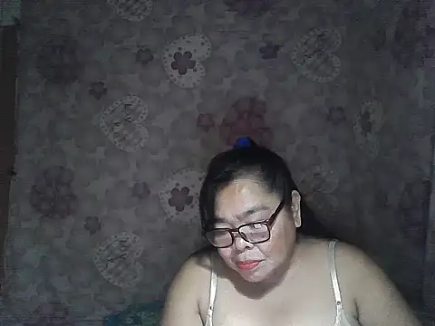 Snapshot of cris_tita chatting on January 2026 12:32:02 PM cris tita online show from January 2026 12:32:02 PM