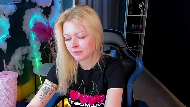 Snapshot of Callista_a chatting on April 2026 03:04:02 AM Callista a online show from April 2026 03:04:02 AM