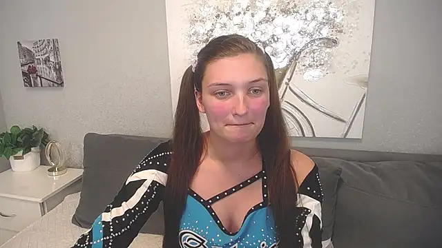 AlisaPeres online show from October 2025 01:09:02 PM