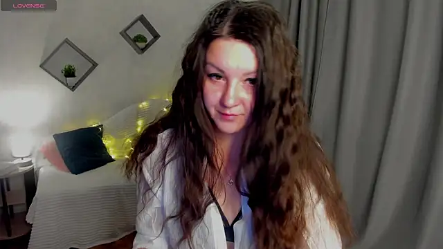mood  berry online show from October 2025 01:28:01 AM