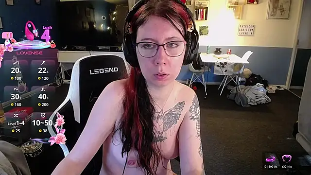 TattooedGirls online show from November 2025 11:44:02 AM