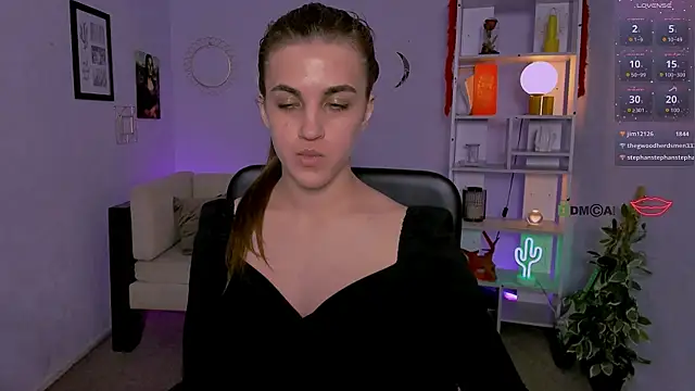Snapshot of lina_fox12 chatting on May 2026 04:04:02 PM lina fox12 online show from May 2026 04:04:02 PM