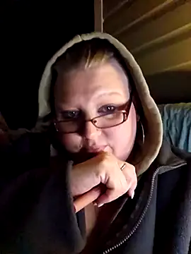 Snapshot of Budd_Bunney chatting on November 2025 12:23:01 AM Budd Bunney online show from November 2025 12:23:01 AM