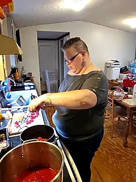 Snapshot of Budd_Bunney chatting on November 2025 08:45:01 PM Budd Bunney online show from November 2025 08:45:01 PM