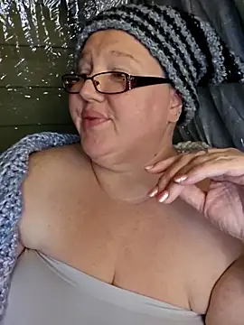 Snapshot of Budd_Bunney chatting on December 2025 12:49:02 AM Budd Bunney online show from December 2025 12:49:02 AM