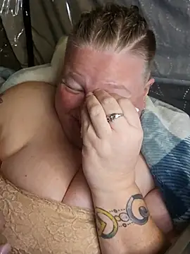 Snapshot of Budd_Bunney chatting on December 2025 03:02:02 AM Budd Bunney online show from December 2025 03:02:02 AM