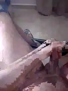 eroer20 online show from October 2025 01:57:01 AM