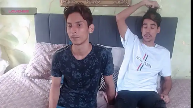 Snapshot of fuck_seduction chatting on May 2026 06:17:01 PM fuck seduction online show from May 2026 06:17:01 PM