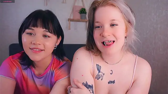 EviaVanveen online show from December 2025 07:35:01 AM