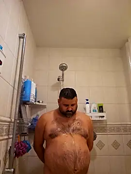 Roddog18 online show from October 2025 07:42:02 AM