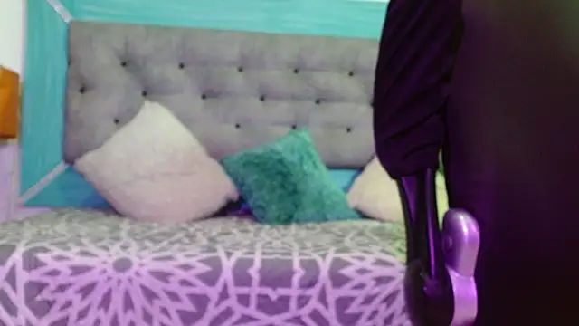 roxx iie online show from November 2025 11:24:01 PM