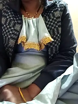 LOVE-VIKA online show from November 2025 09:44:02 AM