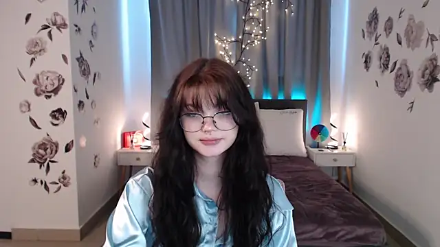 MileyRood online show from November 2025 01:15:02 AM