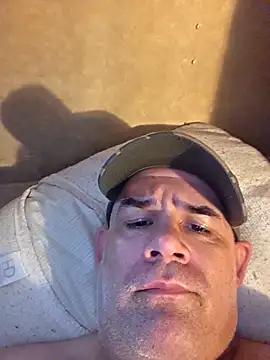 DeeBestEver online show from April 2026 05:18:01 PM