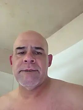 DeeBestEver online show from July 2026 05:26:02 PM
