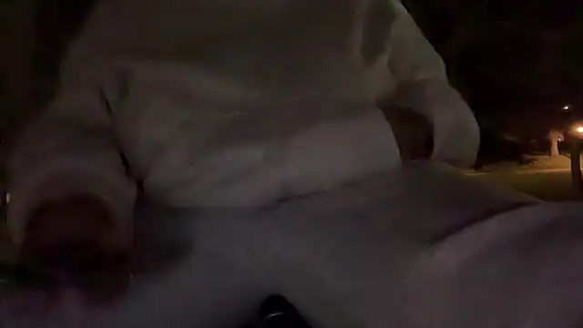 nanaisbackk online show from November 2025 07:57:01 PM