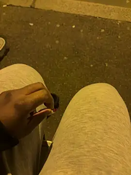 nanaisbackk online show from February 2026 10:52:02 PM