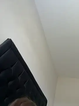 Victoria6989 online show from October 2025 01:41:01 PM