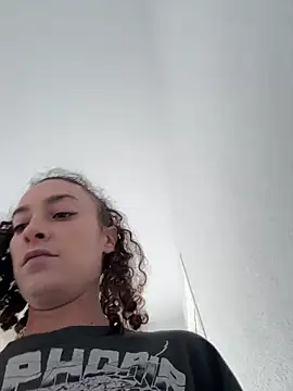 Martyca Beee online show from March 2026 04:10:02 PM