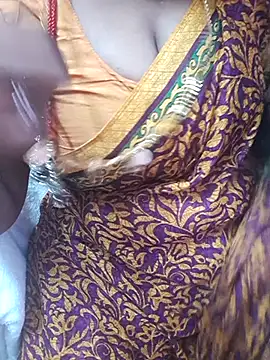 Snapshot of Tamil_Ammani chatting on April 2026 06:07:01 PM Tamil Ammani online show from April 2026 06:07:01 PM