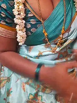 Snapshot of Tamil_Ammani chatting on April 2026 06:31:02 PM Tamil Ammani online show from April 2026 06:31:02 PM