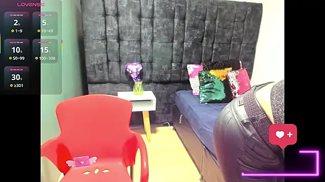 Charlotte  Gray online show from January 2026 09:42:01 PM