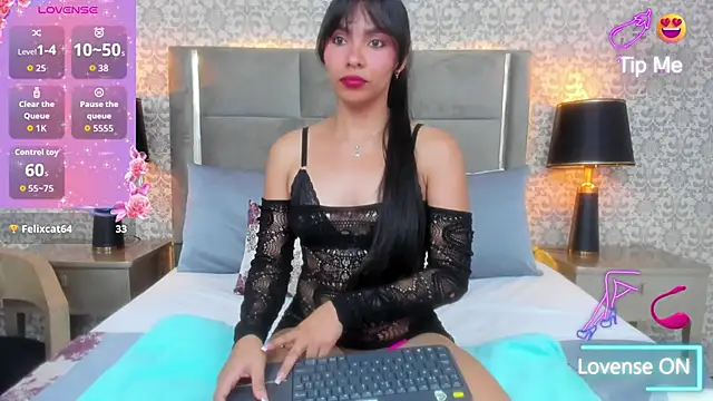 KoralBlum online show from December 2025 01:46:02 AM