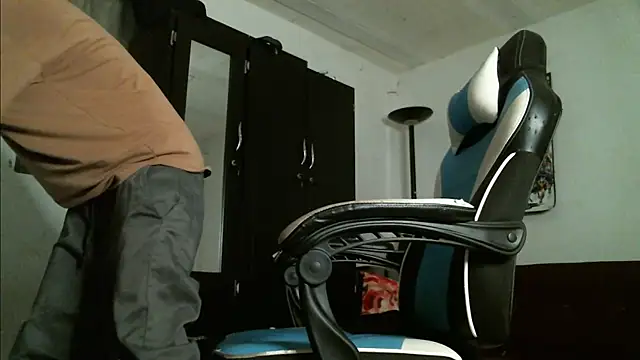 Dickie Dicking online show from October 2025 08:52:01 PM