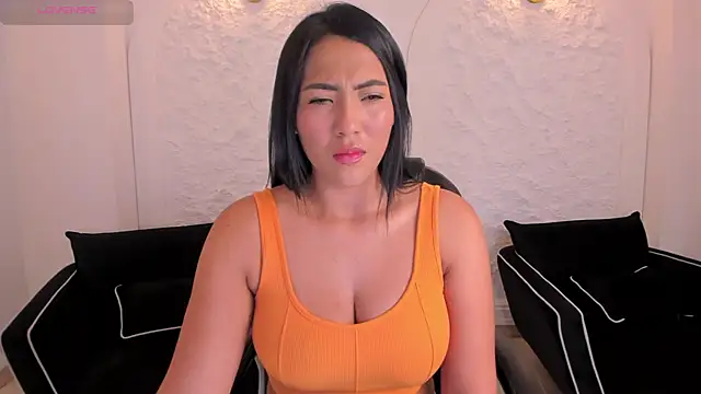 Snapshot of NatalieLewis chatting on May 2026 11:50:02 AM NatalieLewis online show from May 2026 11:50:02 AM