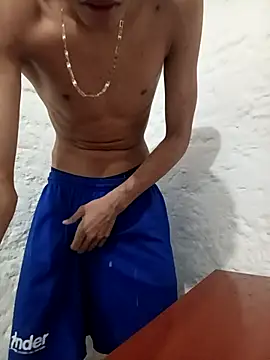 mazo18 online show from October 2025 12:55:01 AM