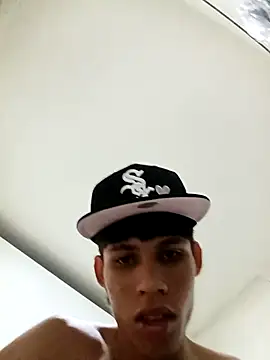 mazo18 online show from February 2026 02:29:01 AM