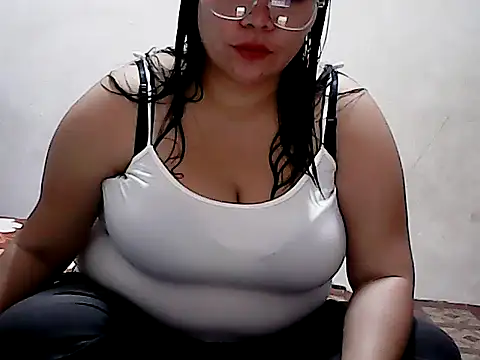 HornyPussie69 online show from February 2026 12:09:02 AM