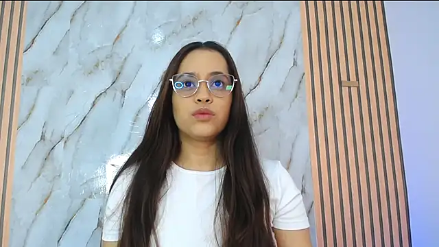 PiaGelvez online show from November 2025 11:16:02 PM