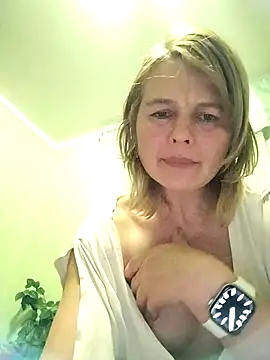 Masha412111 online show from December 2025 08:59:02 PM