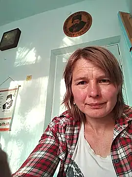 Snapshot of Masha412111 chatting on May 2026 05:19:02 PM Masha412111 online show from May 2026 05:19:02 PM