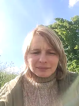 Snapshot of Masha412111 chatting on May 2026 07:26:02 AM Masha412111 online show from May 2026 07:26:02 AM