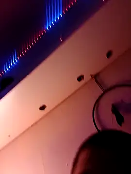 Snapshot of JNTre chatting on February 2026 04:10:02 AM JNTre online show from February 2026 04:10:02 AM