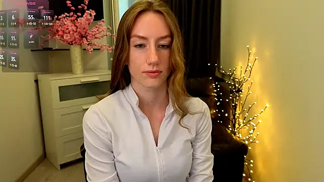 Snapshot of GoldenRose_ chatting on April 2026 12:40:02 PM GoldenRose online show from April 2026 12:40:02 PM