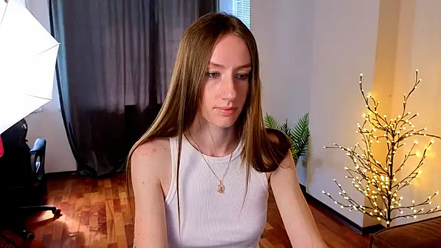 Snapshot of GoldenRose_ chatting on June 2026 12:31:02 PM GoldenRose online show from June 2026 12:31:02 PM