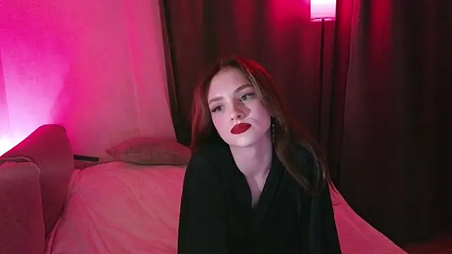 midnightMaya online show from October 2025 10:04:01 PM