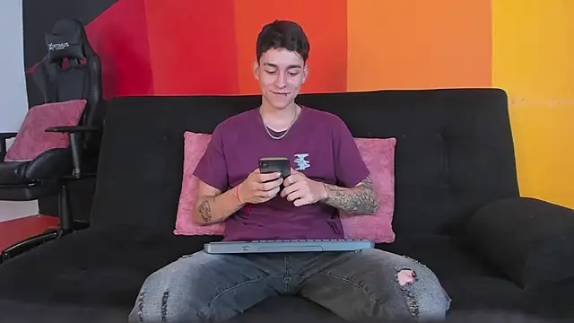 Snapshot of LukeSavagge chatting on October 2025 01:56:02 PM LukeSavagge online show from October 2025 01:56:02 PM