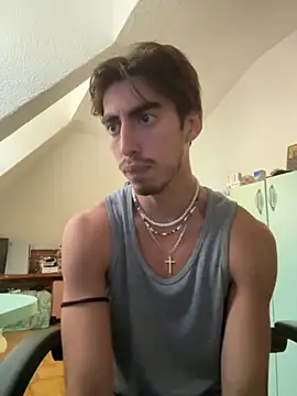 Snapshot of BABYJR05 chatting on October 2025 01:40:02 PM BABYJR05 online show from October 2025 01:40:02 PM