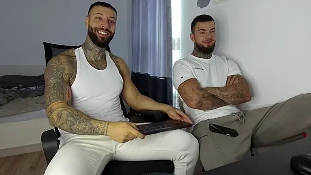 MasculineGuy99 online show from October 2025 06:47:01 AM