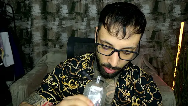 MasculineGuy99 online show from February 2026 05:55:02 PM