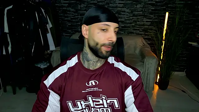 MasculineGuy99 online show from March 2026 06:36:01 PM