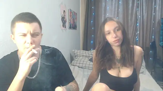 Snapshot of Mark_and_Wendy chatting on July 2026 10:52:01 AM Mark and Wendy online show from July 2026 10:52:01 AM